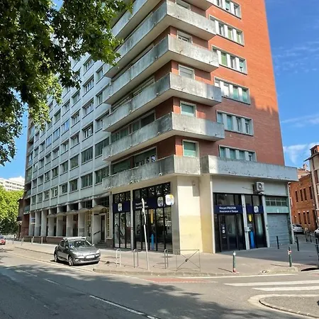 Les Toits De - T3 & Garage 툴루즈